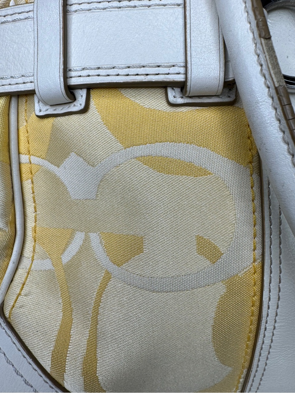Coach Hampton Optic C Signature Stripe Yellow White Double Handle Shoulder Bag - Picture 4 of 15